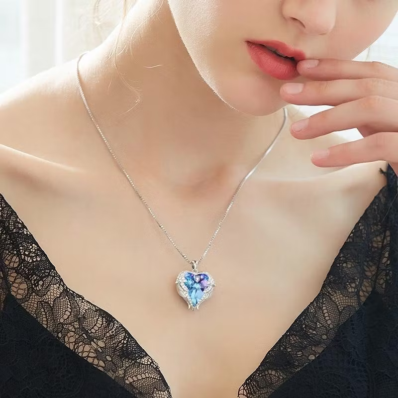 ❤️Women Silver Color Necklace Embellished with Crystals